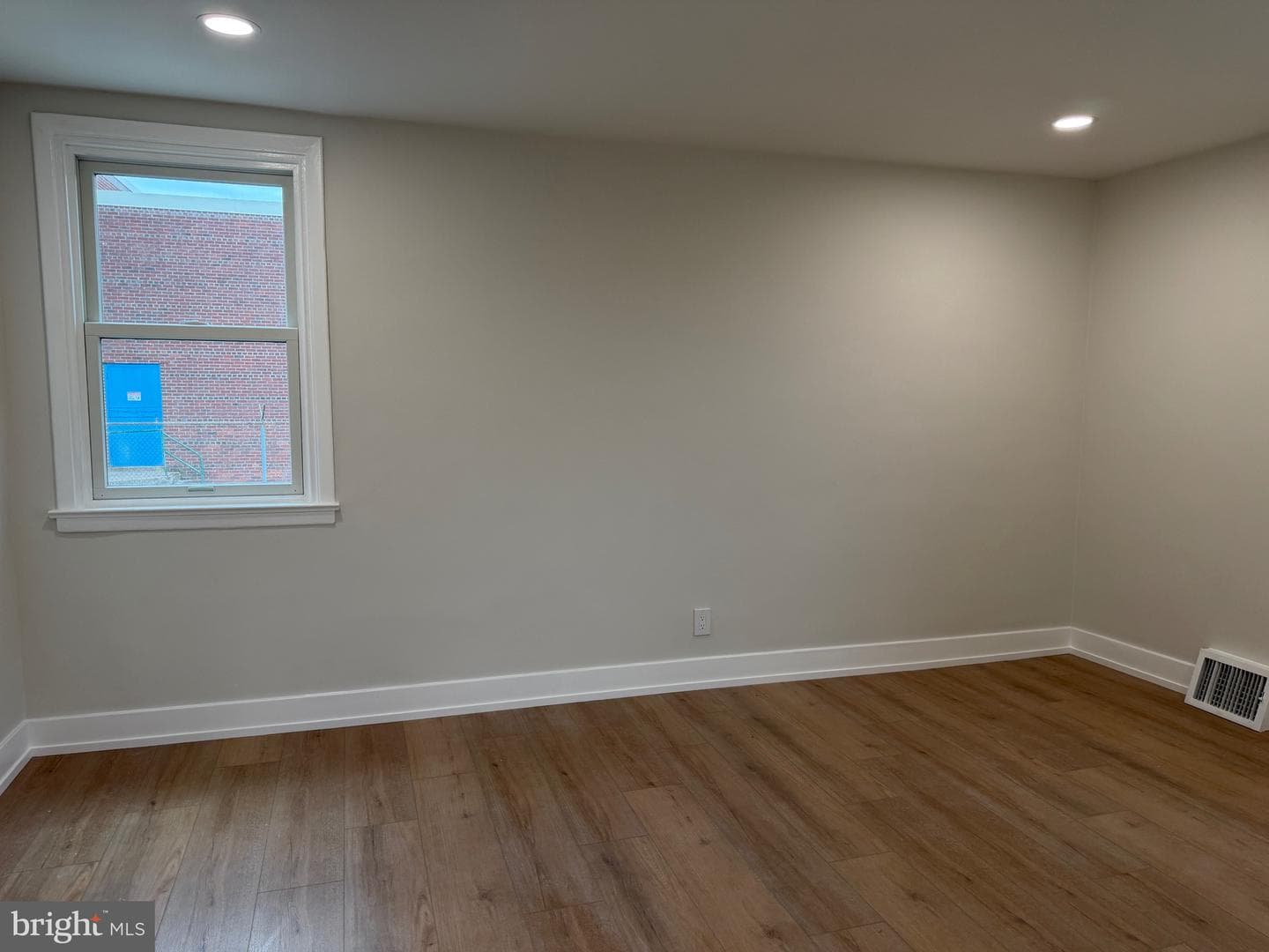 7554 Forrest Avenue photo 19