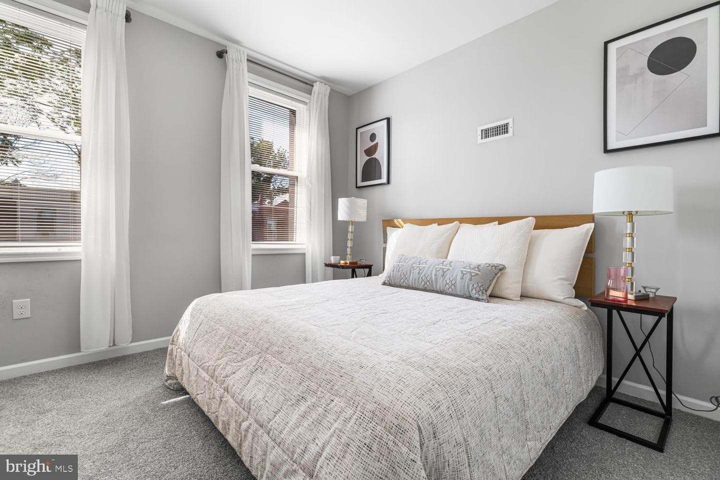 159 E Mayland Street photo 18