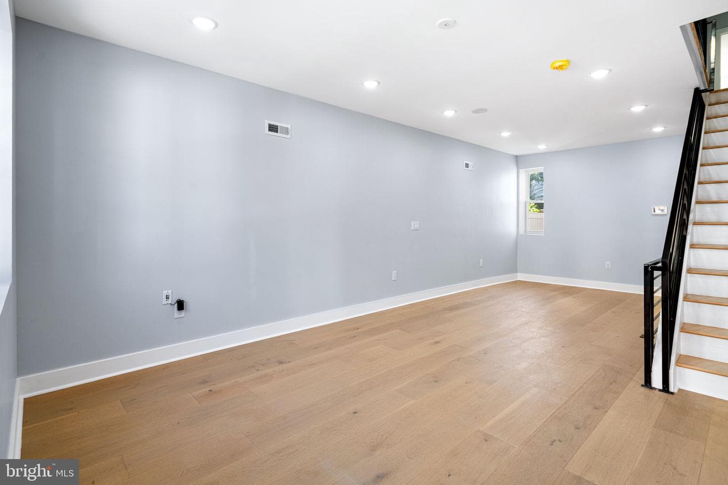 2061 E William Street photo 5