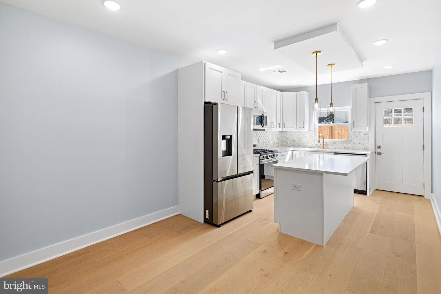 2061 E William Street photo 7