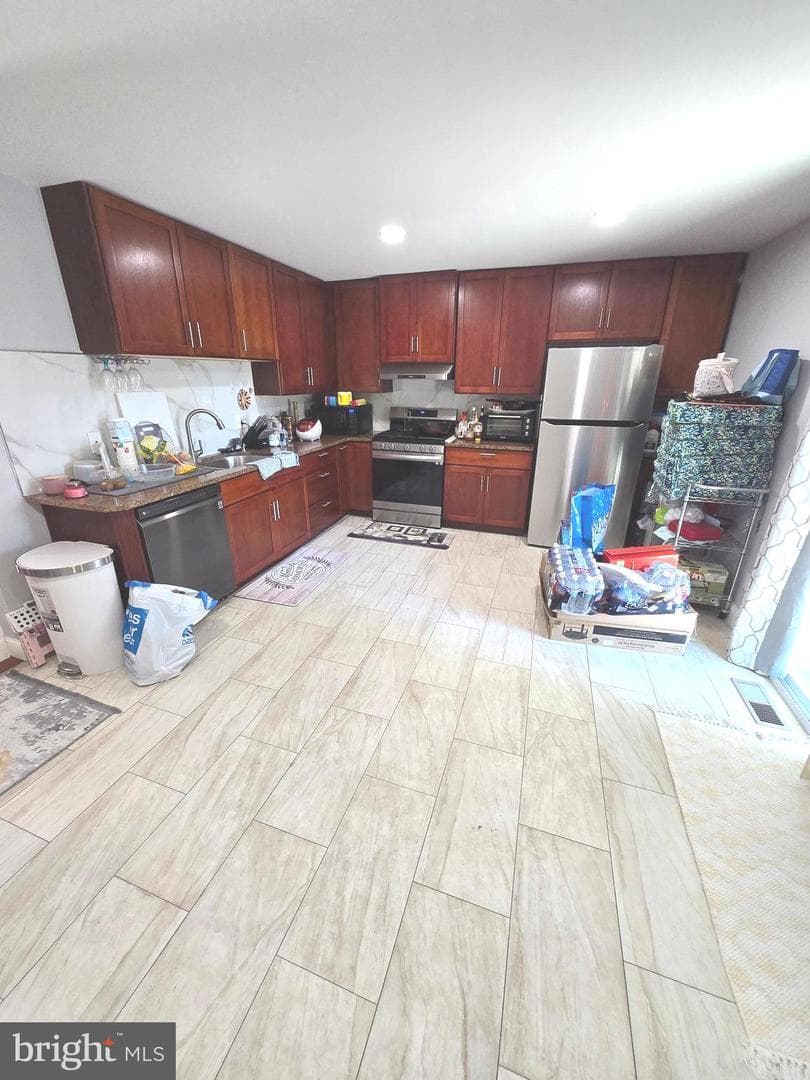 3559 Nottingham Lane photo 5