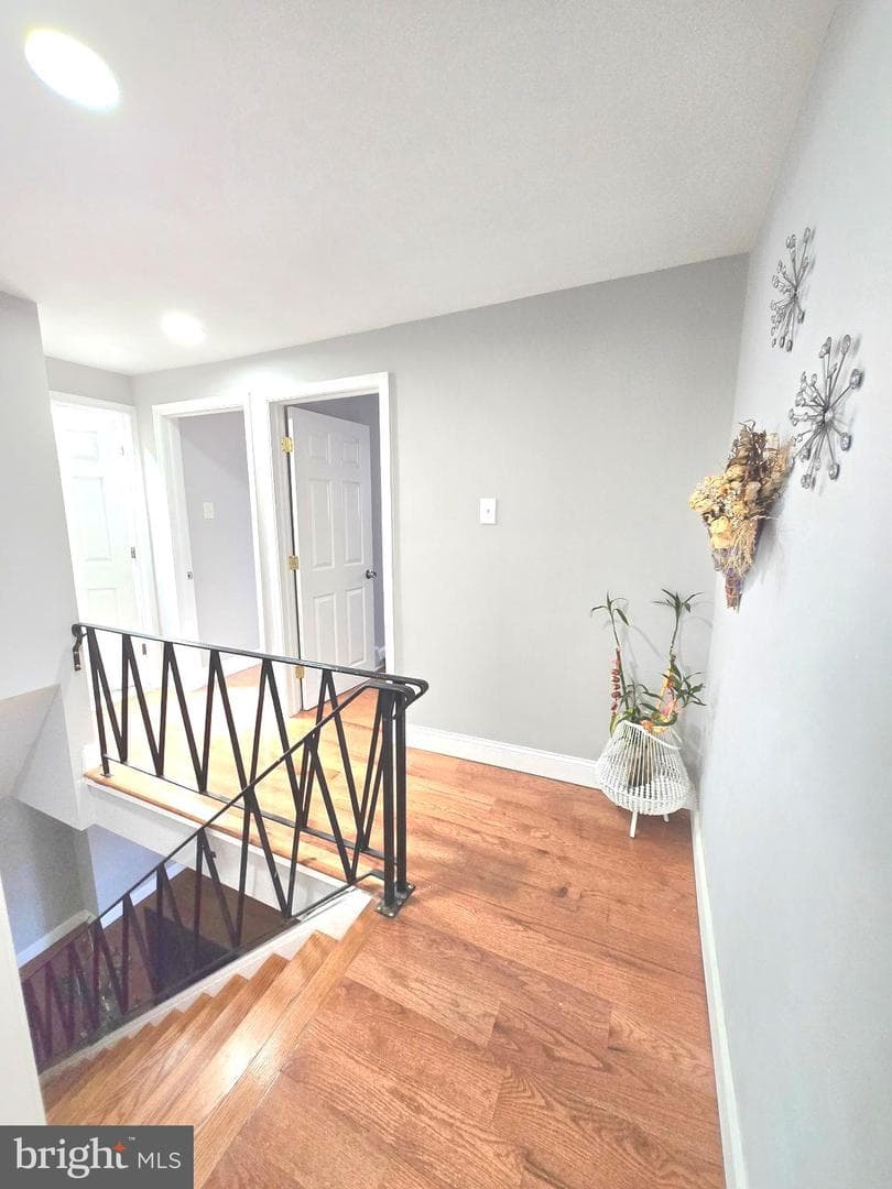 3559 Nottingham Lane photo 6