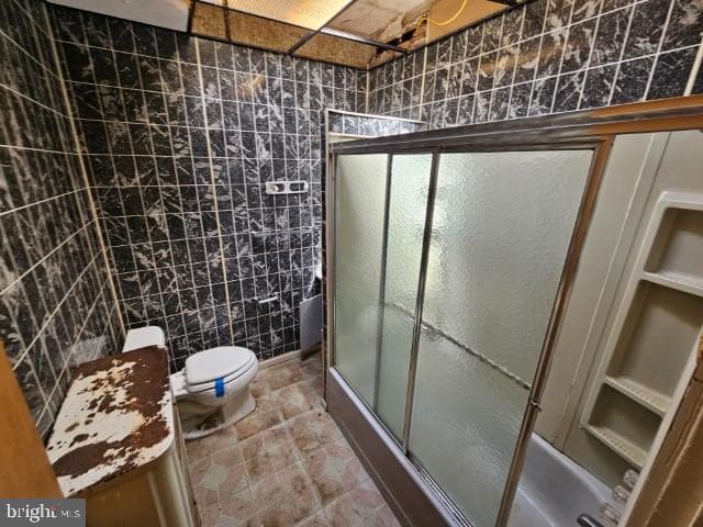 3264 N Newkirk Street photo 9