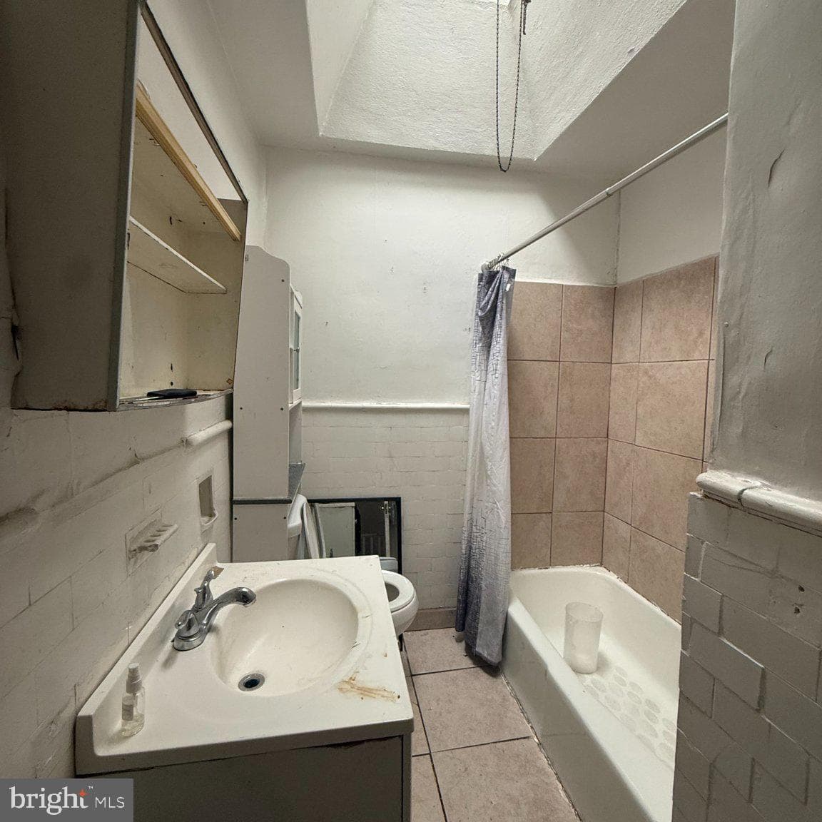 1133 Bridge Street photo 10