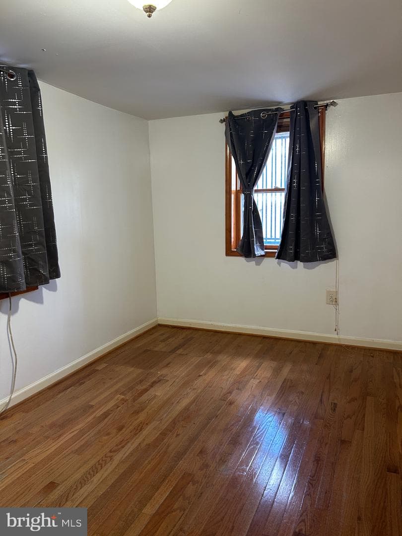 1813 E Hazzard Street photo 10