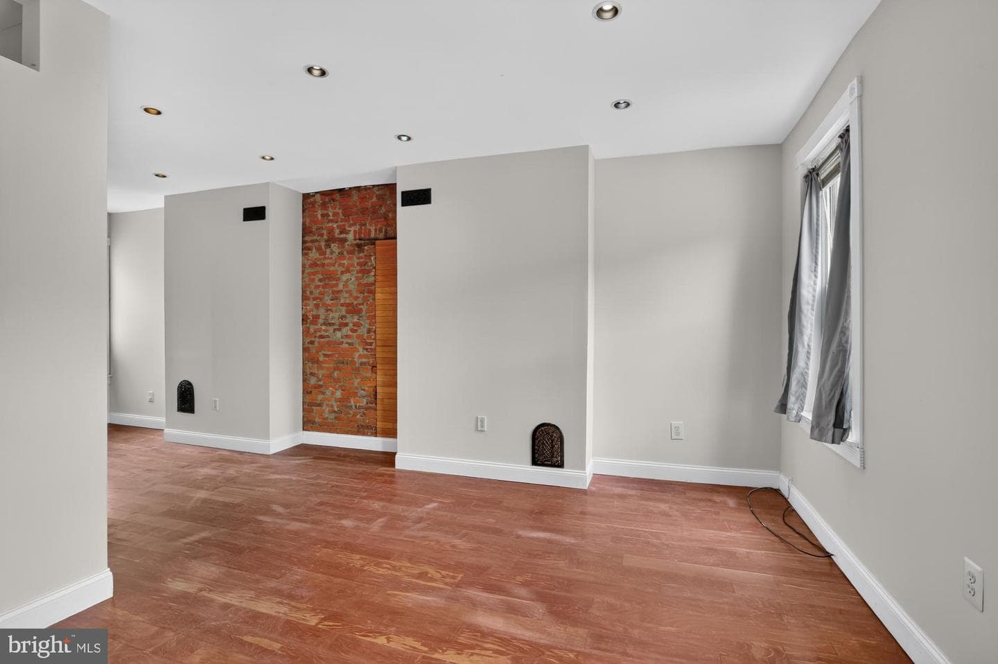 1321 E Susquehanna Avenue photo 29