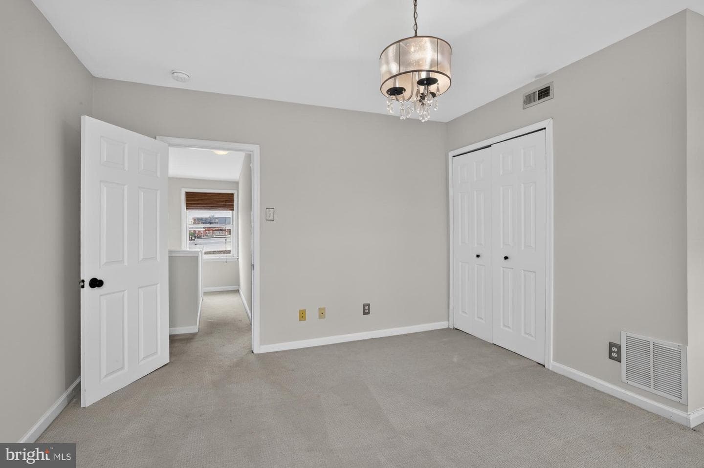 1321 E Susquehanna Avenue photo 36