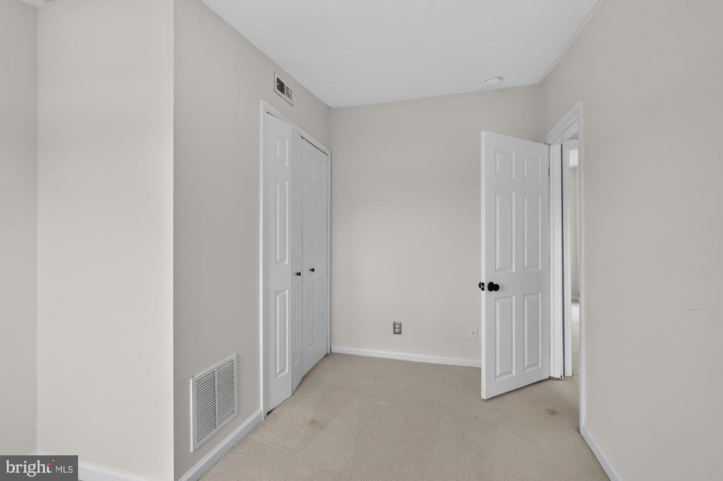 1321 E Susquehanna Avenue photo 40