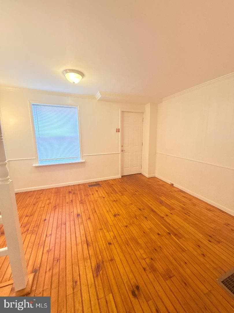 4750 Mercer Street photo 16