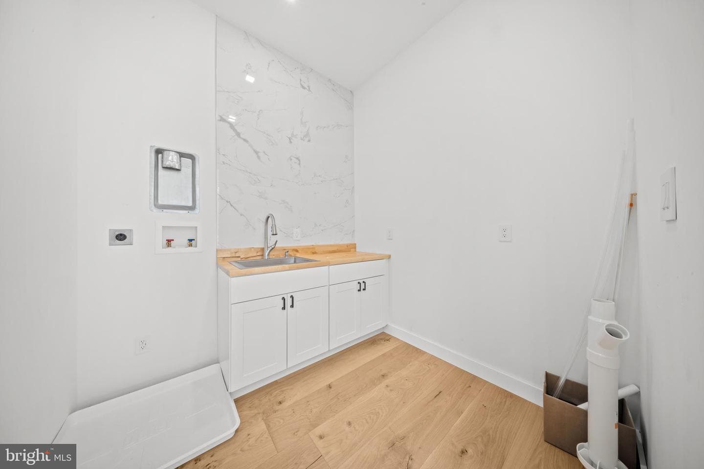 9402 Meadowbrook Avenue photo 46