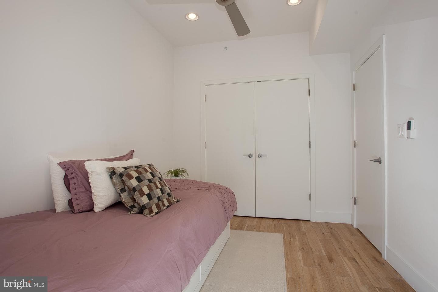 301 Brown Street #a photo 15
