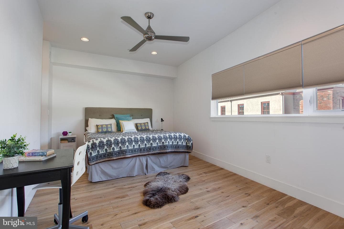 301 Brown Street #a photo 16