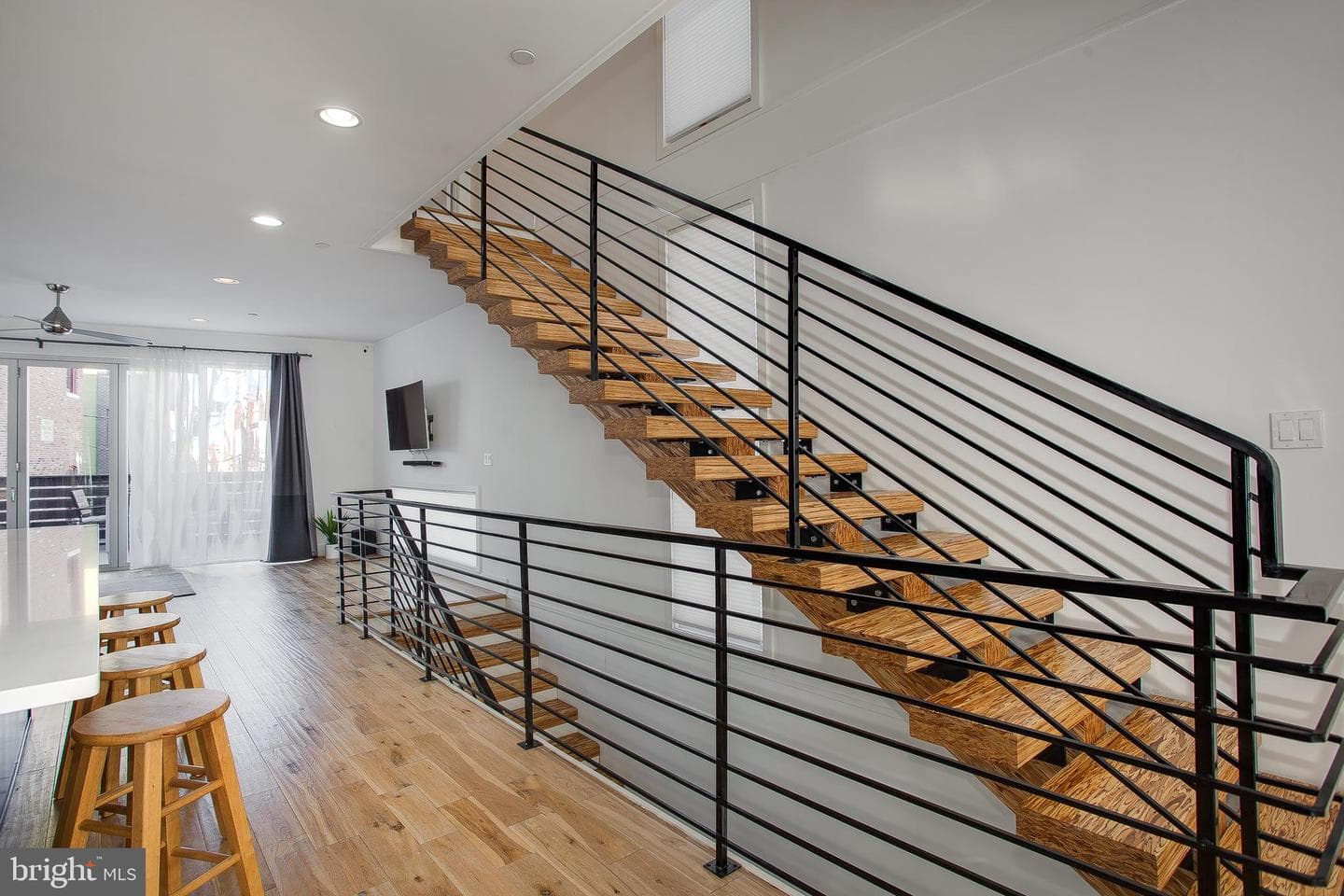 301 Brown Street #a photo 9