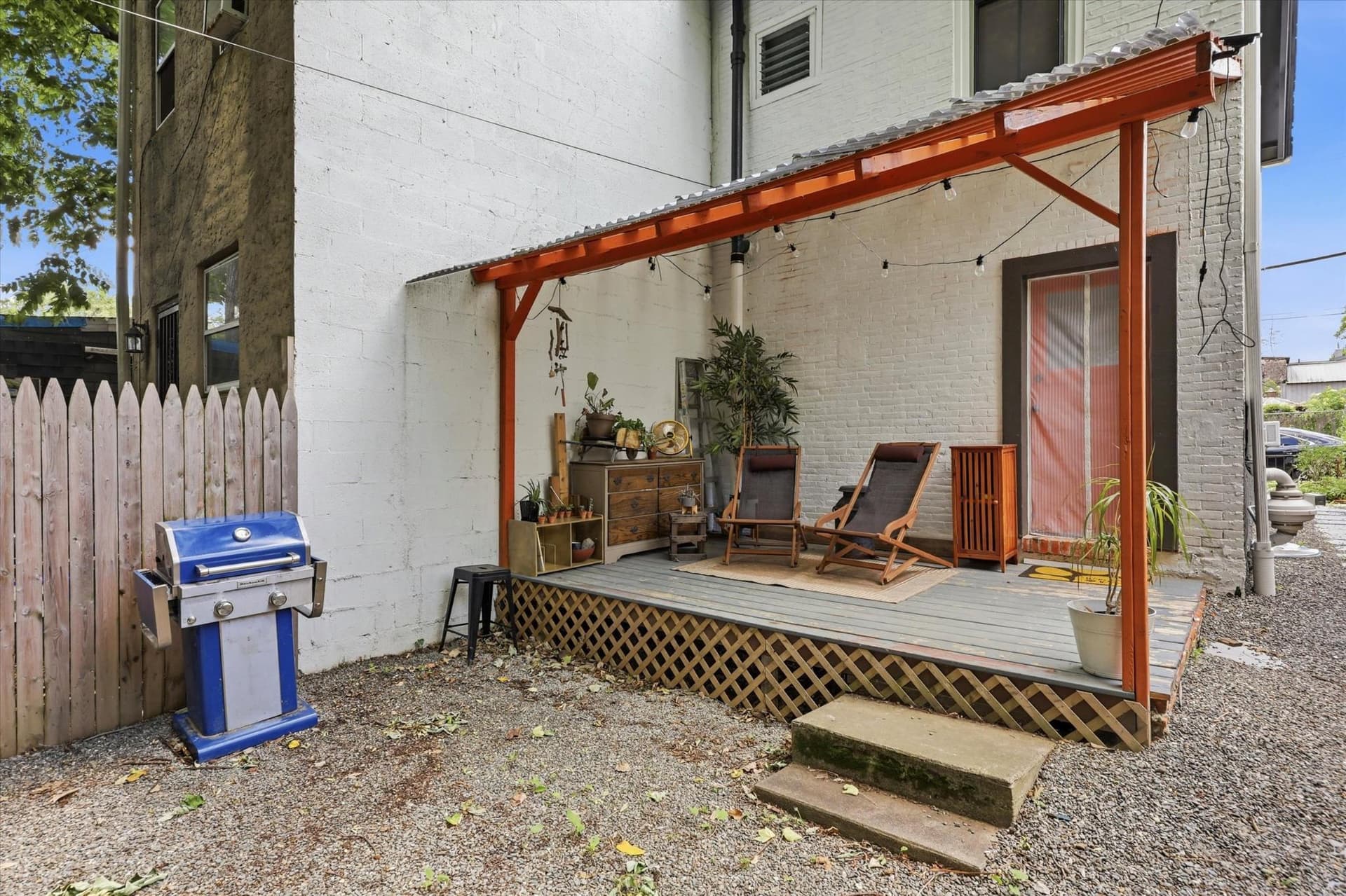 6649 Crowson Street photo 23