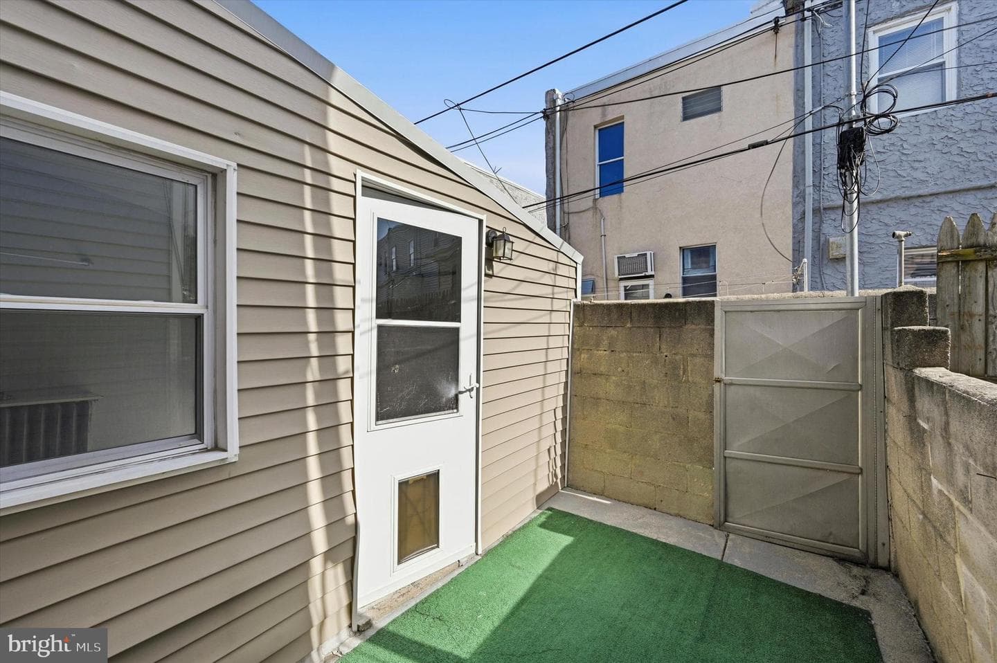 318 Durfor Street photo 15