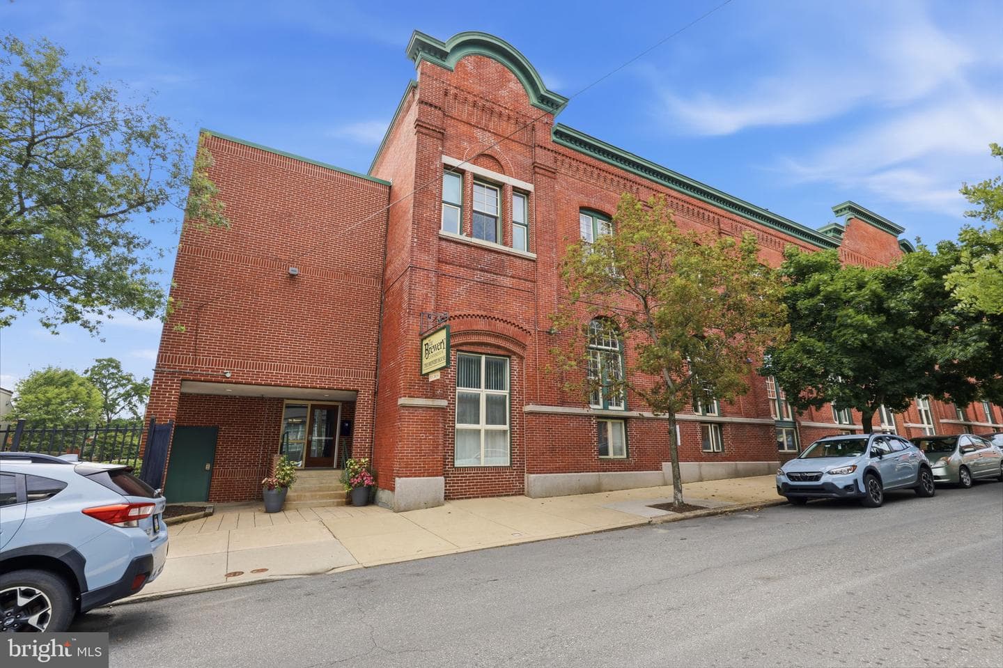 870 N 28th Street #103, Philadelphia