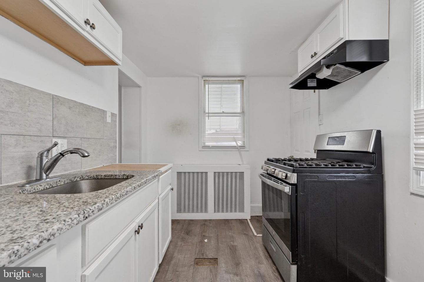 1934 E Lippincott Street photo 11