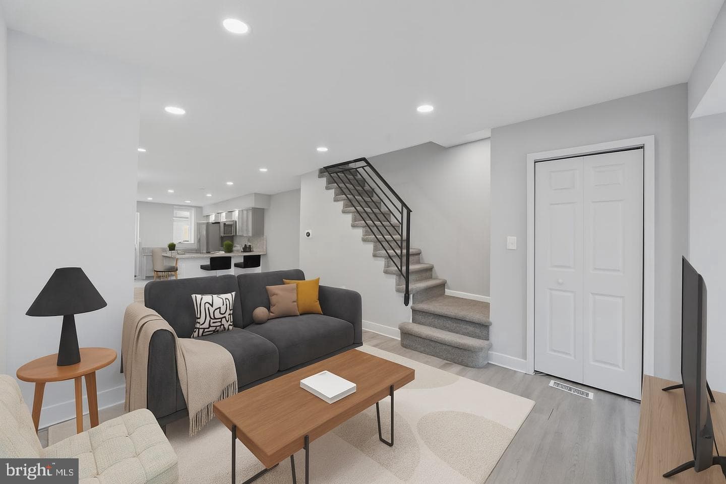 3653 Frankford Avenue photo 17
