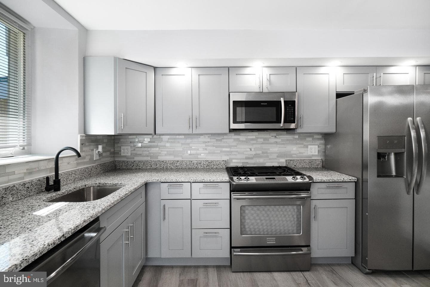3653 Frankford Avenue photo 18