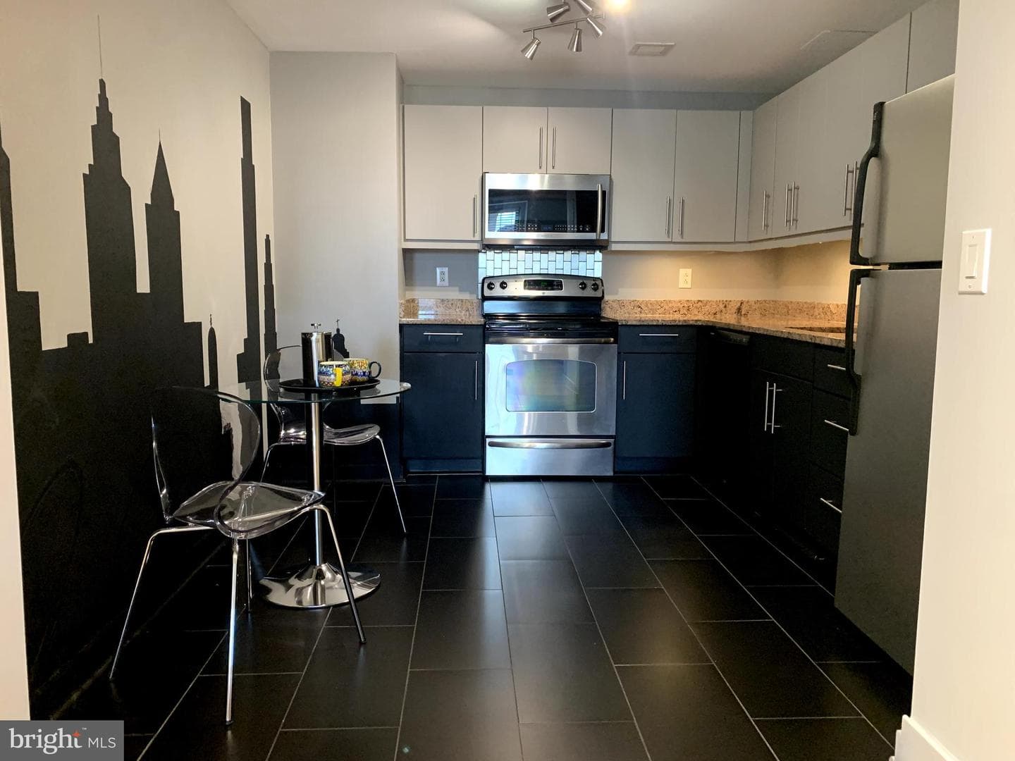 219 S 18th Street #412 photo 5