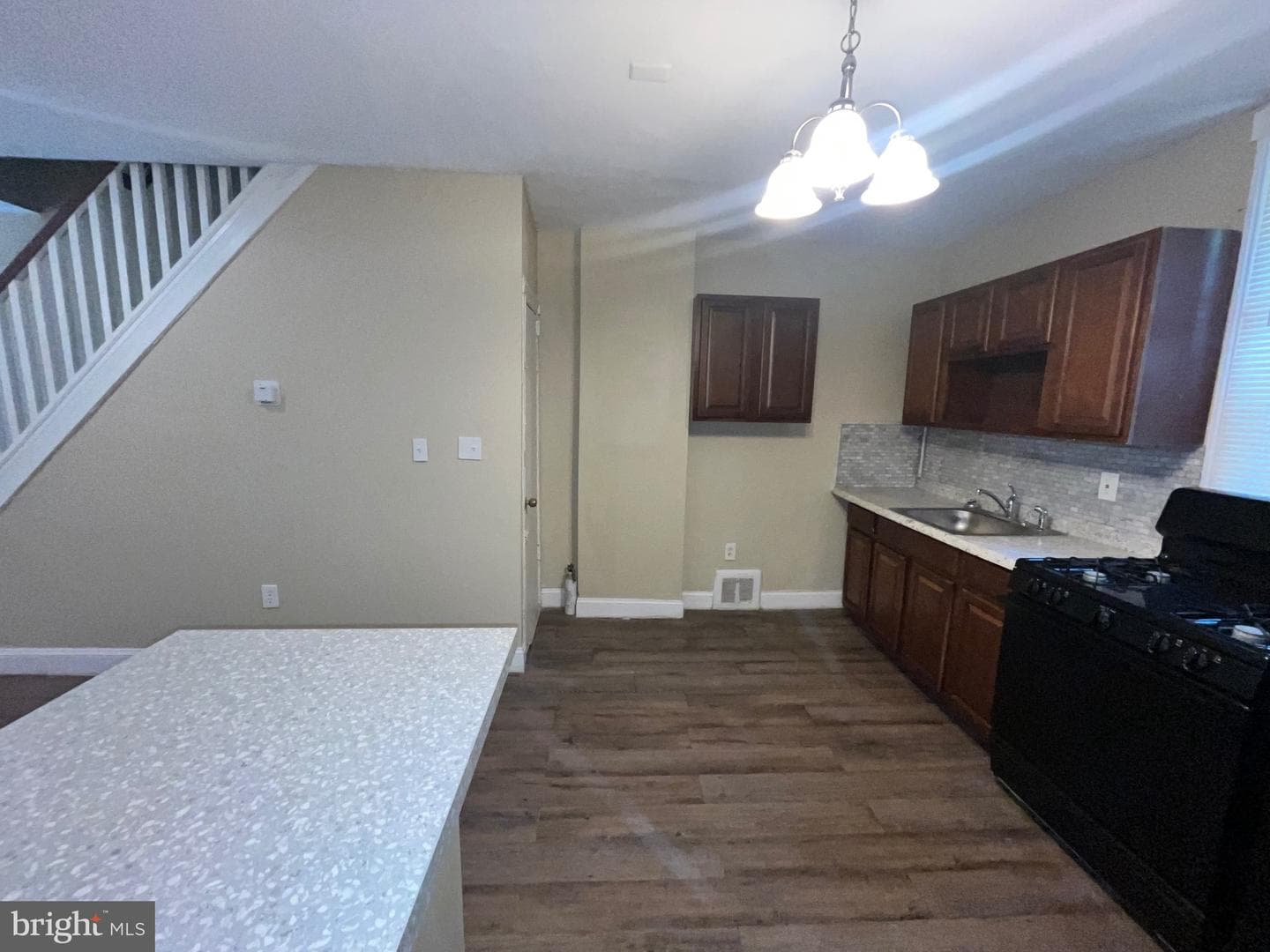 250 N Horton Street photo 4
