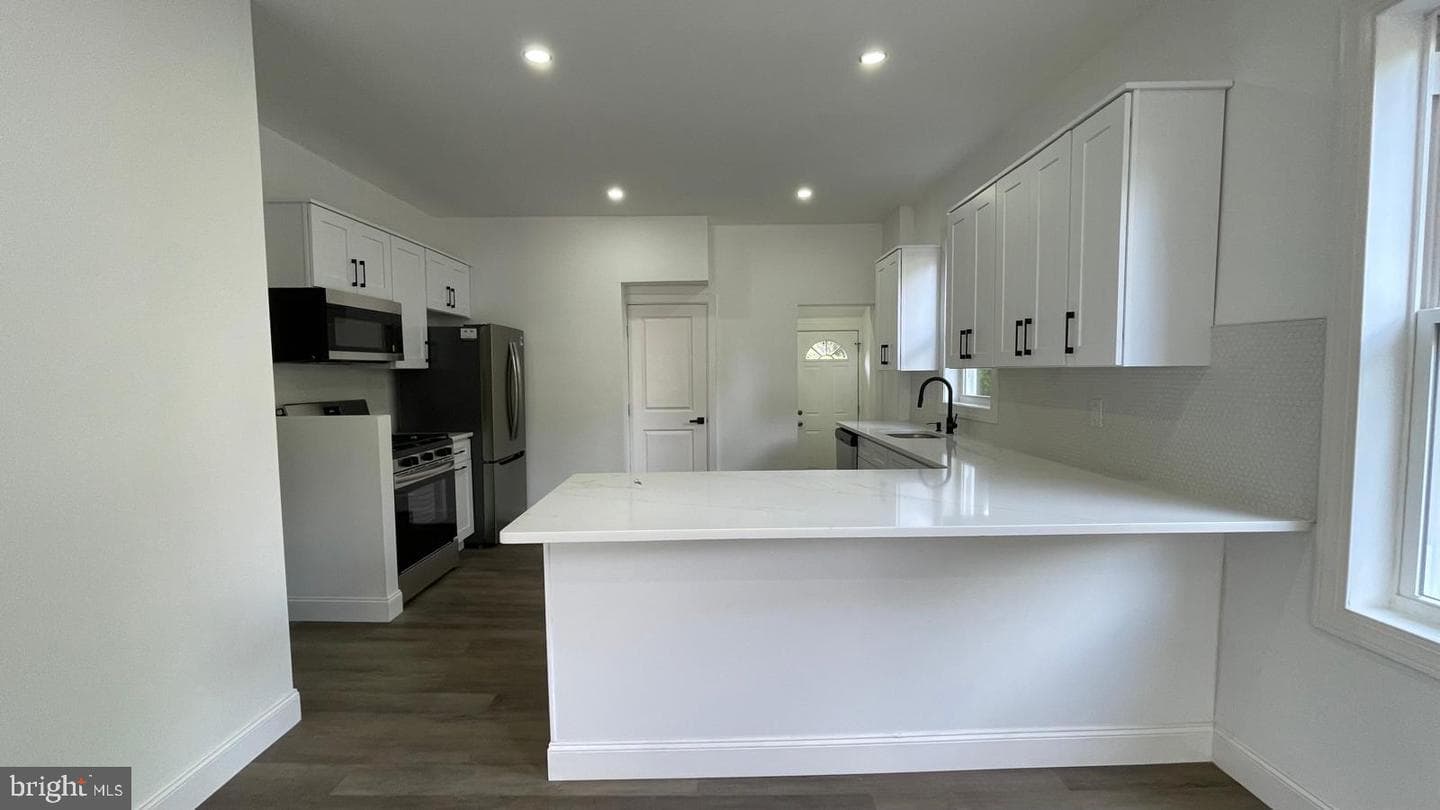 6358 Cherokee Street photo 7