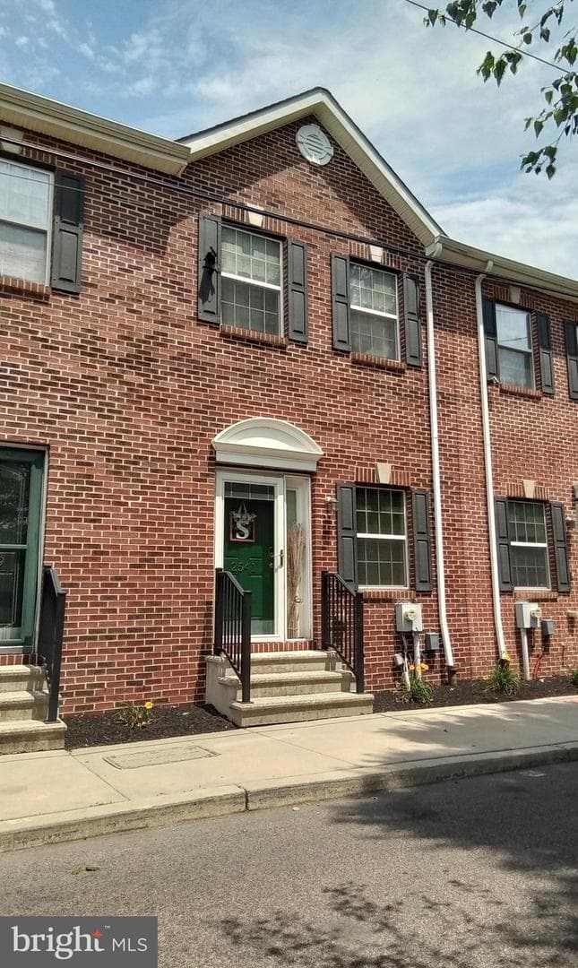 2541 Pickwick St, Philadelphia