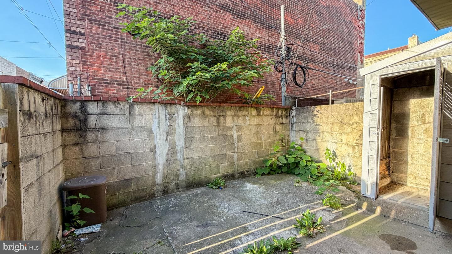 1627 Jackson Street photo 16