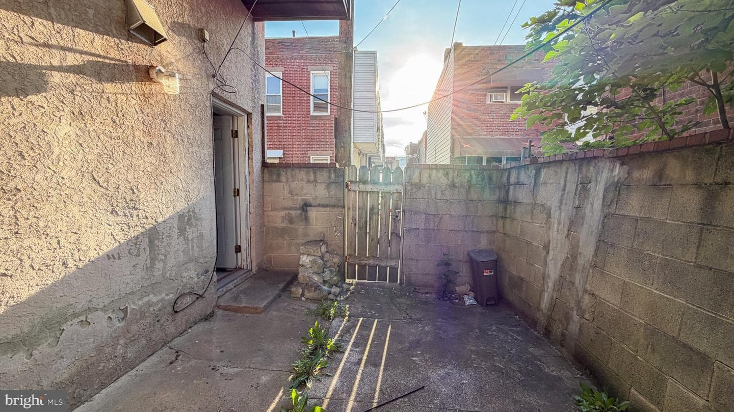 1627 Jackson Street photo 17