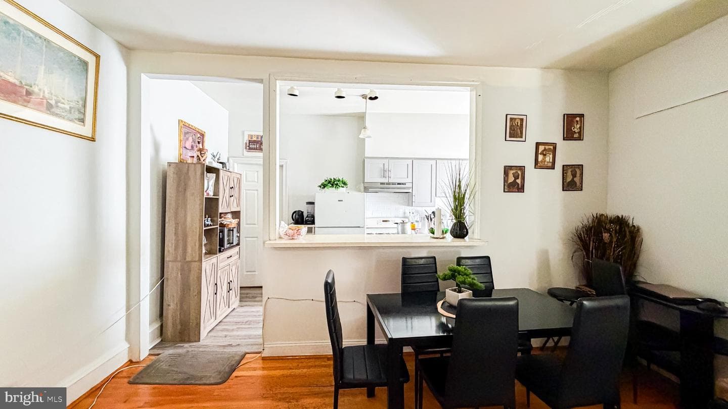1627 Jackson Street photo 4