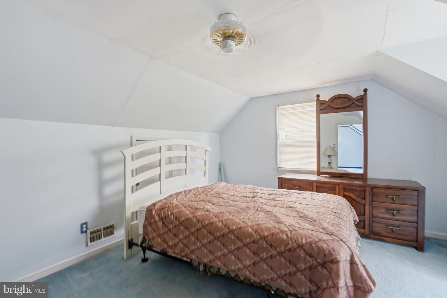 3166 Weston Street photo 32