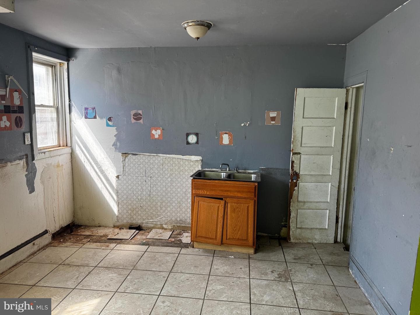7004 Grays Avenue, Philadelphia