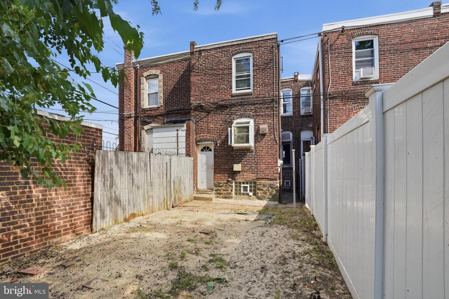6154 Walker Street photo 23
