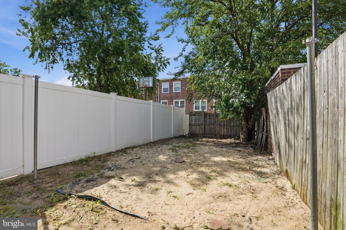 6154 Walker Street photo 24