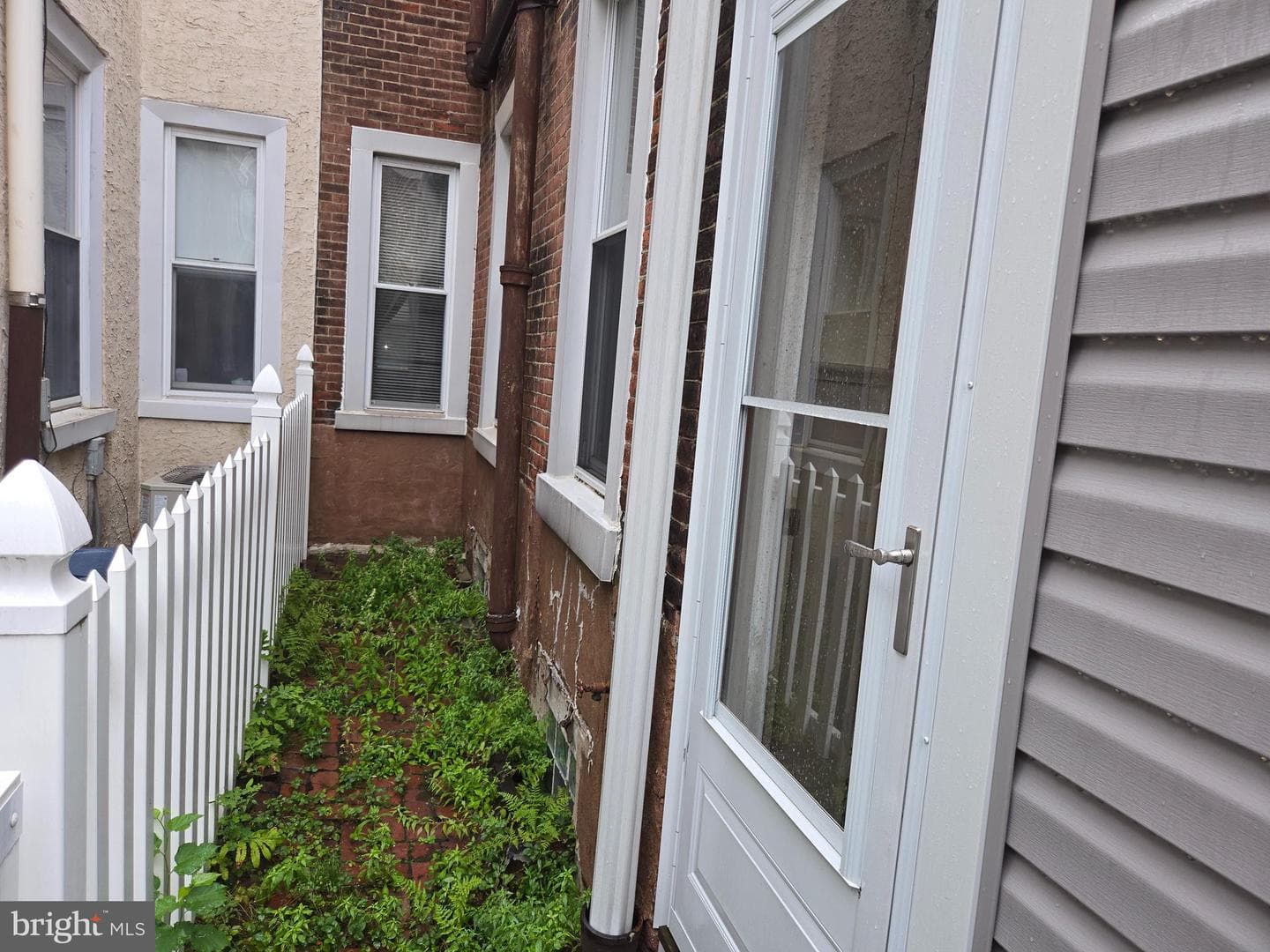 2352 E Firth Street photo 7
