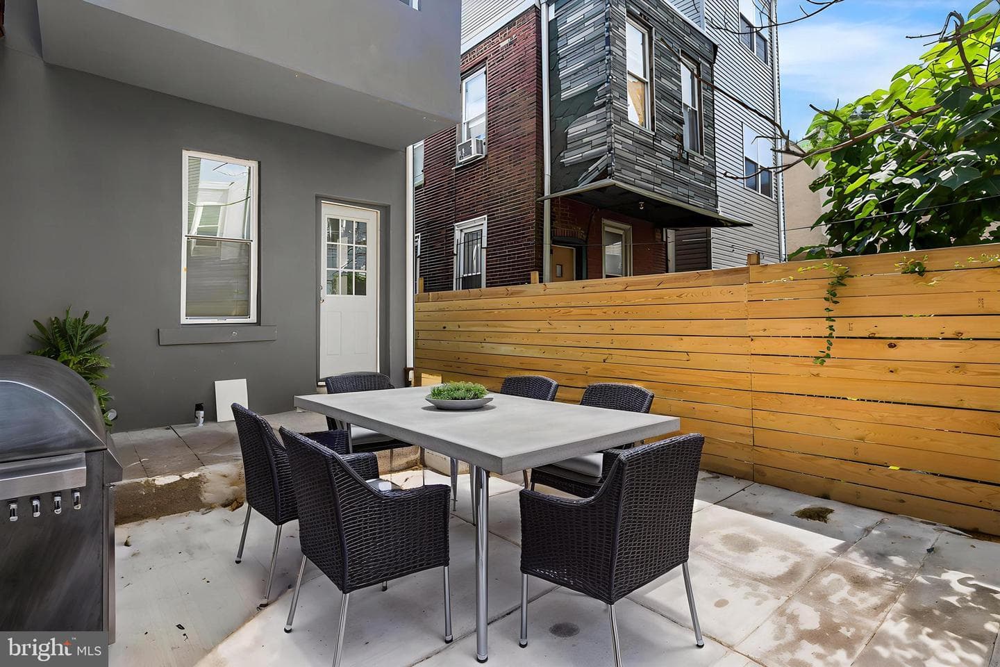 2235 Tasker Street photo 28