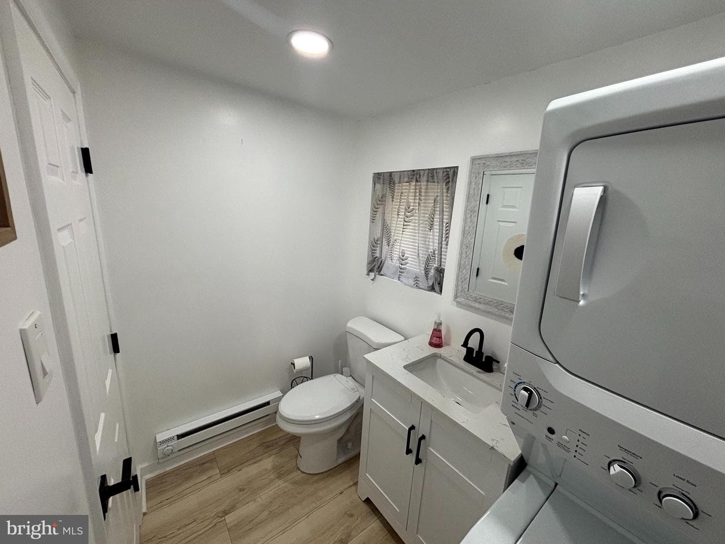 7768 Ditman Street photo 12