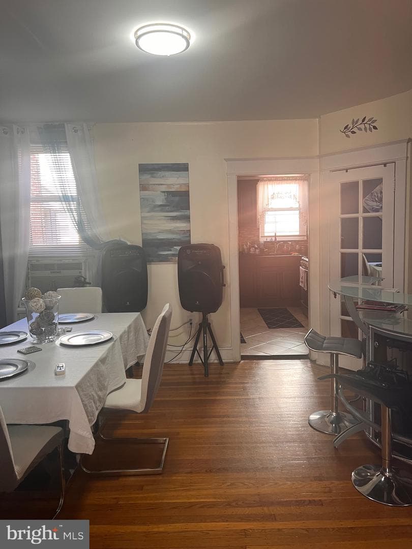 4259 Neilson Street photo 5