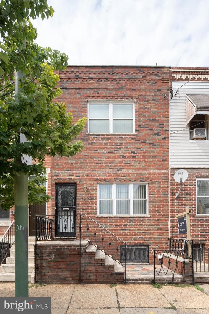 1037 Snyder Avenue, Philadelphia