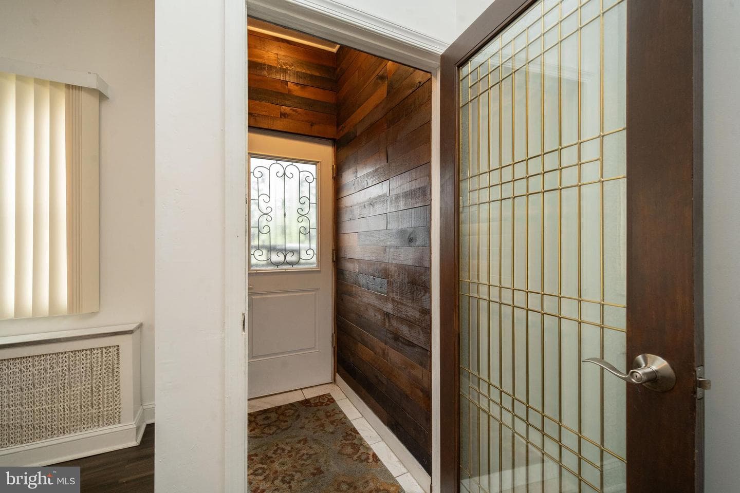 1037 Snyder Avenue photo 23