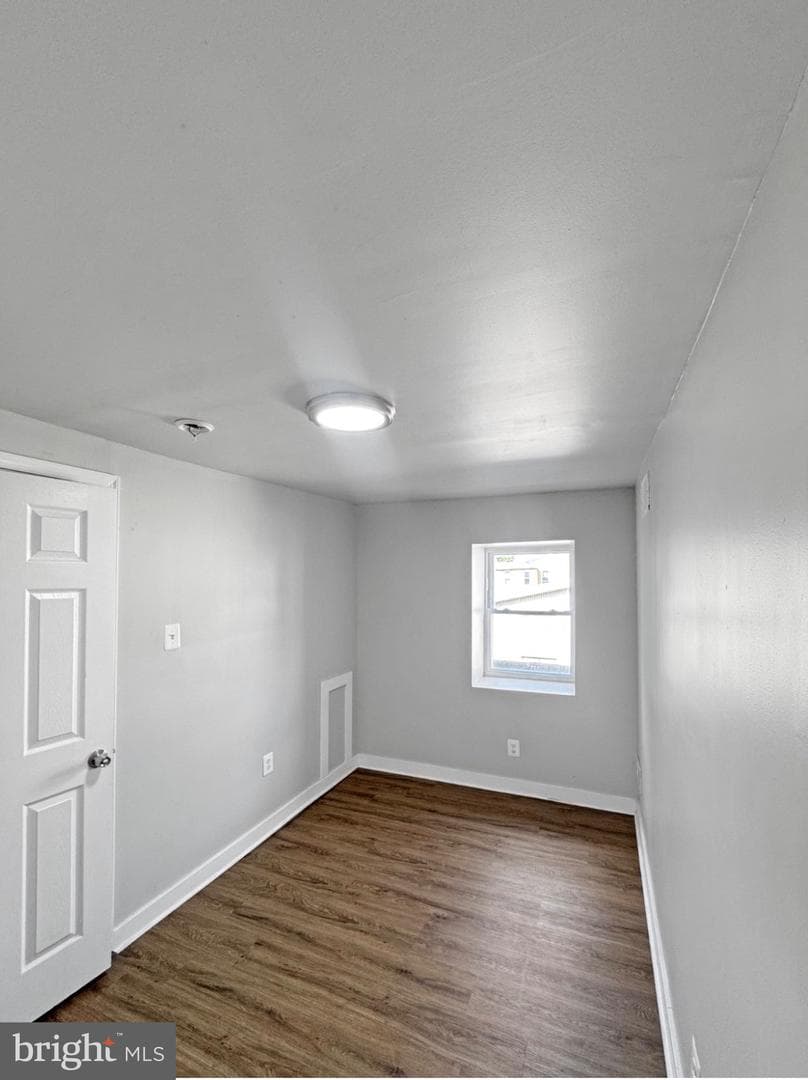 1245 Adams Avenue photo 18