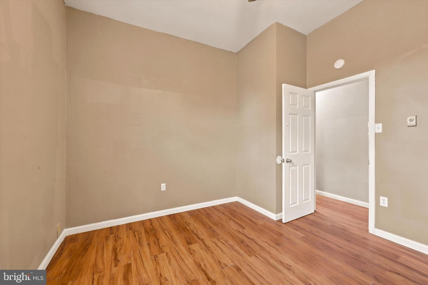 1117 Morris Street photo 19