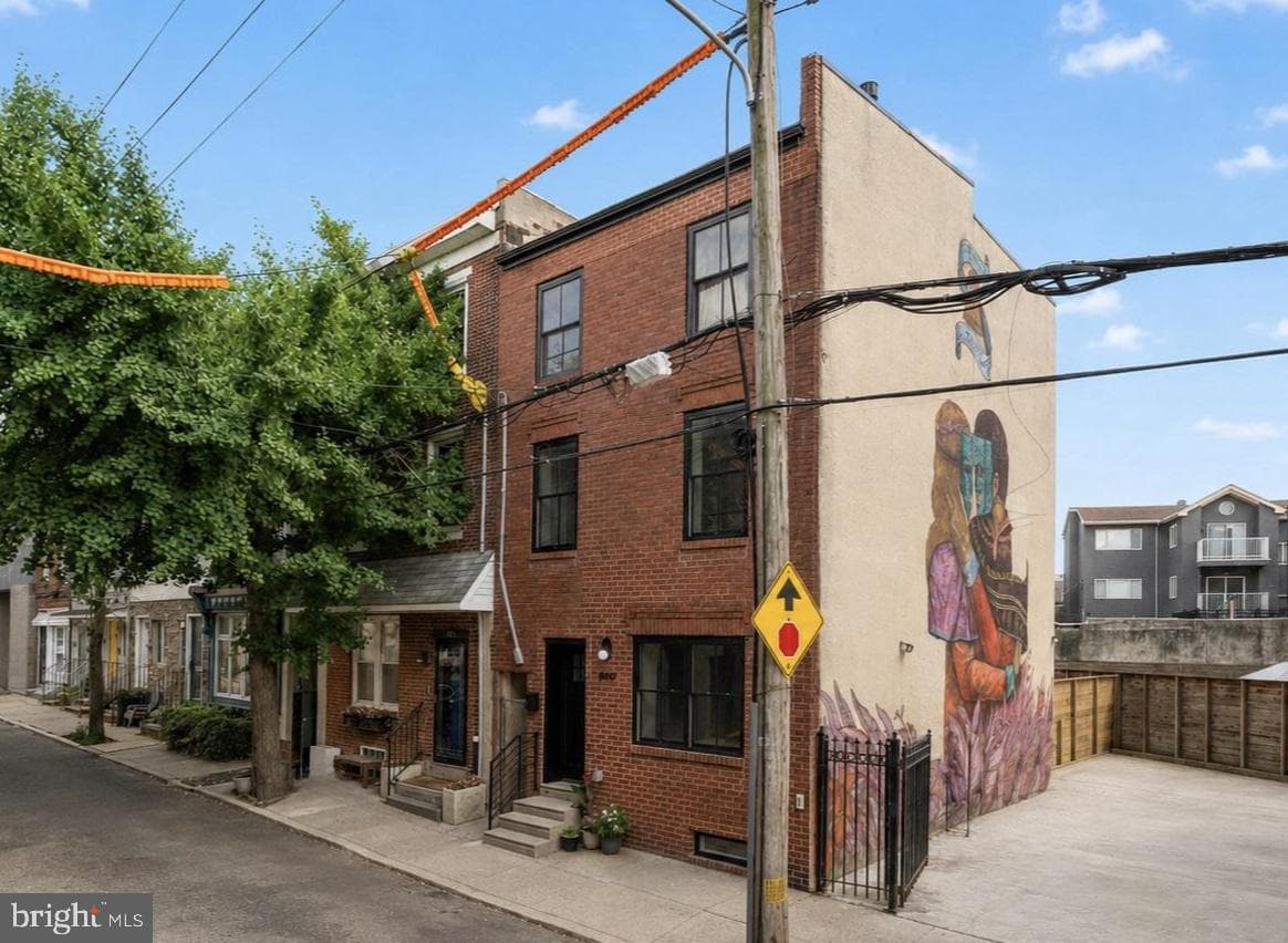 440 Poplar Street, Philadelphia