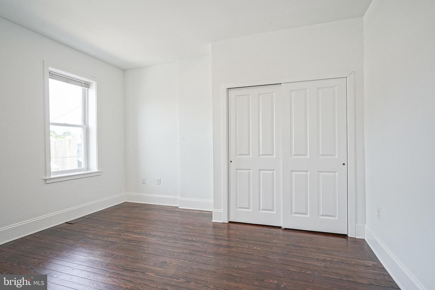 4826 Greenway Avenue photo 12