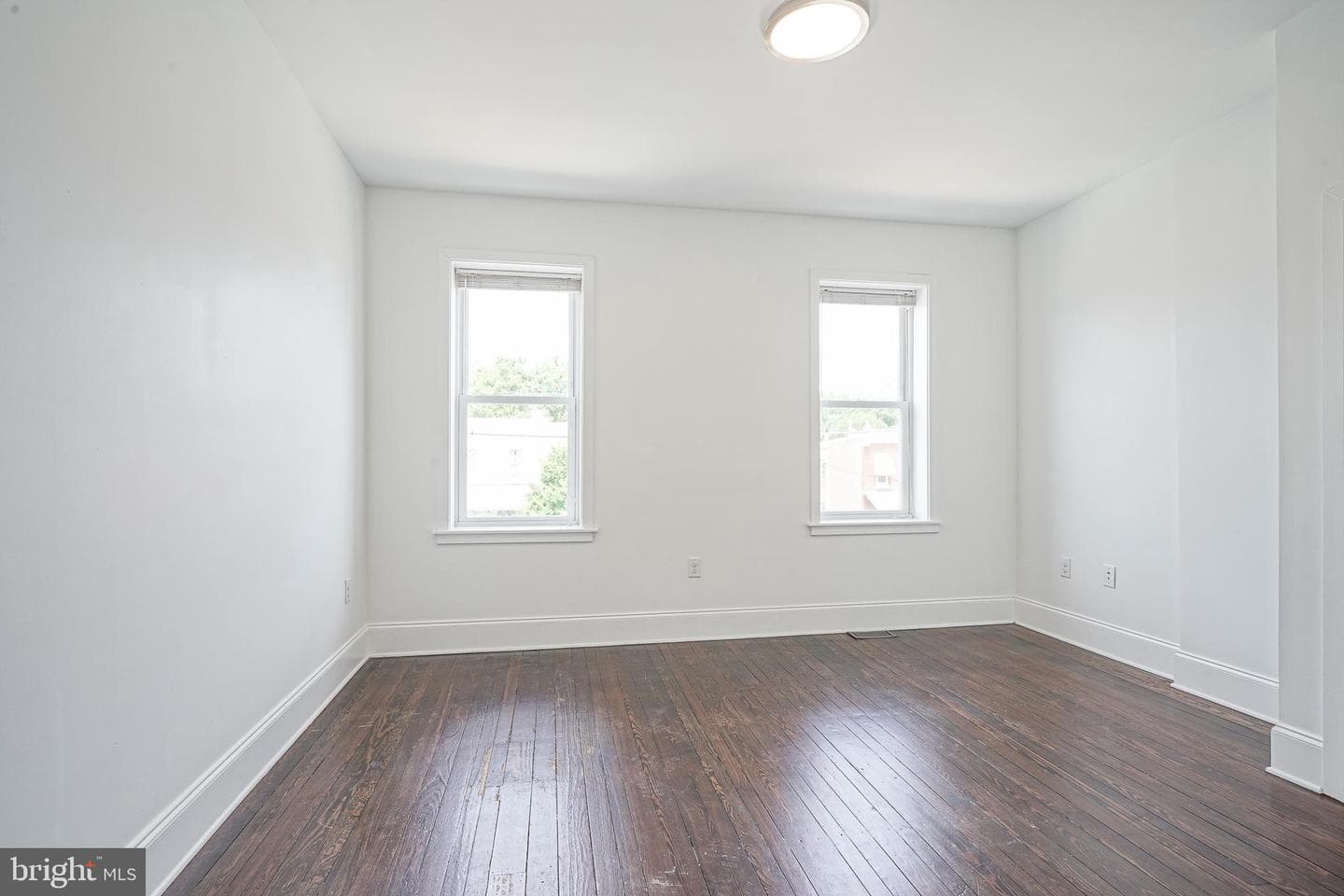4826 Greenway Avenue photo 13