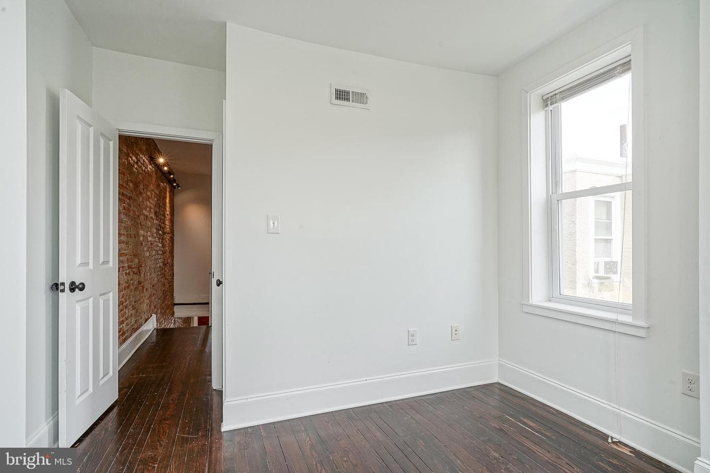 4826 Greenway Avenue photo 15
