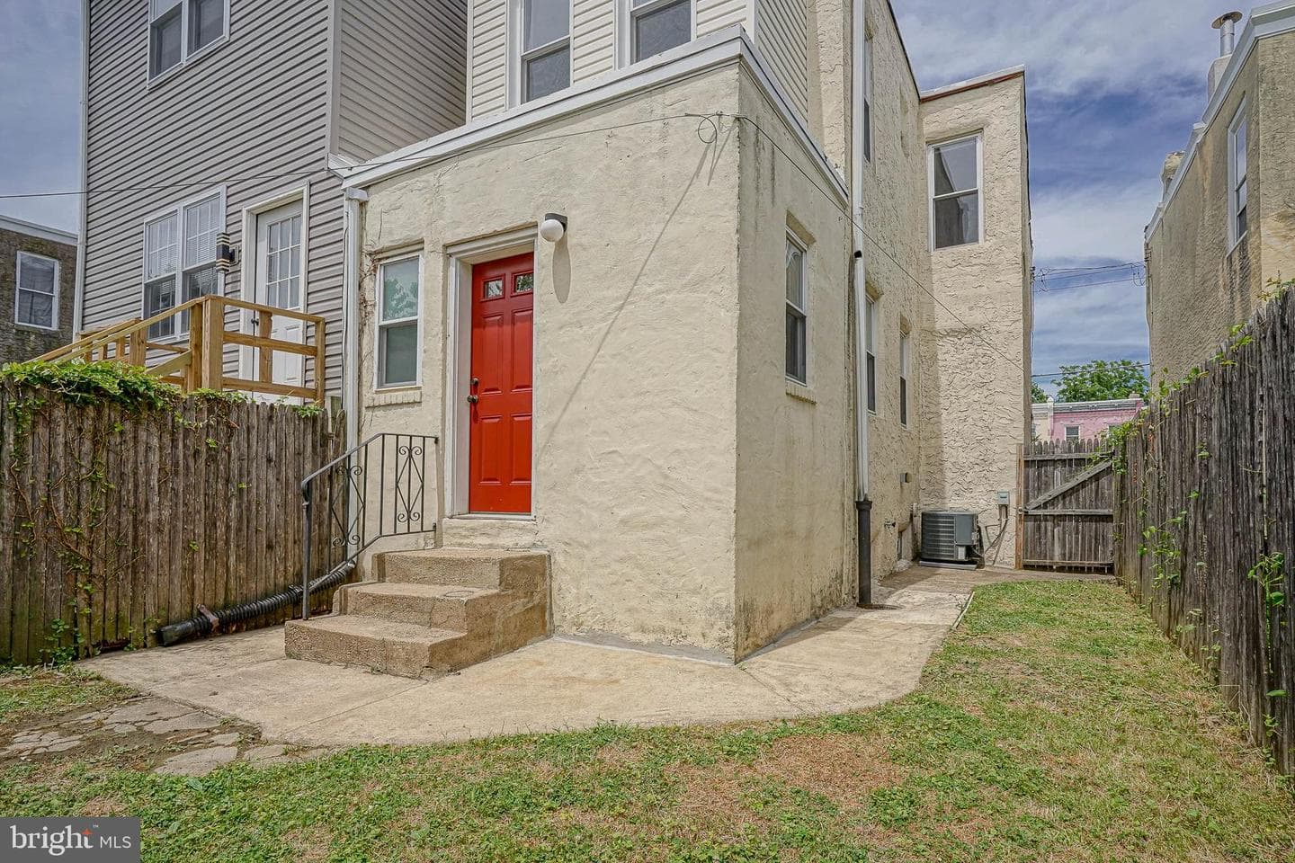 4826 Greenway Avenue photo 9