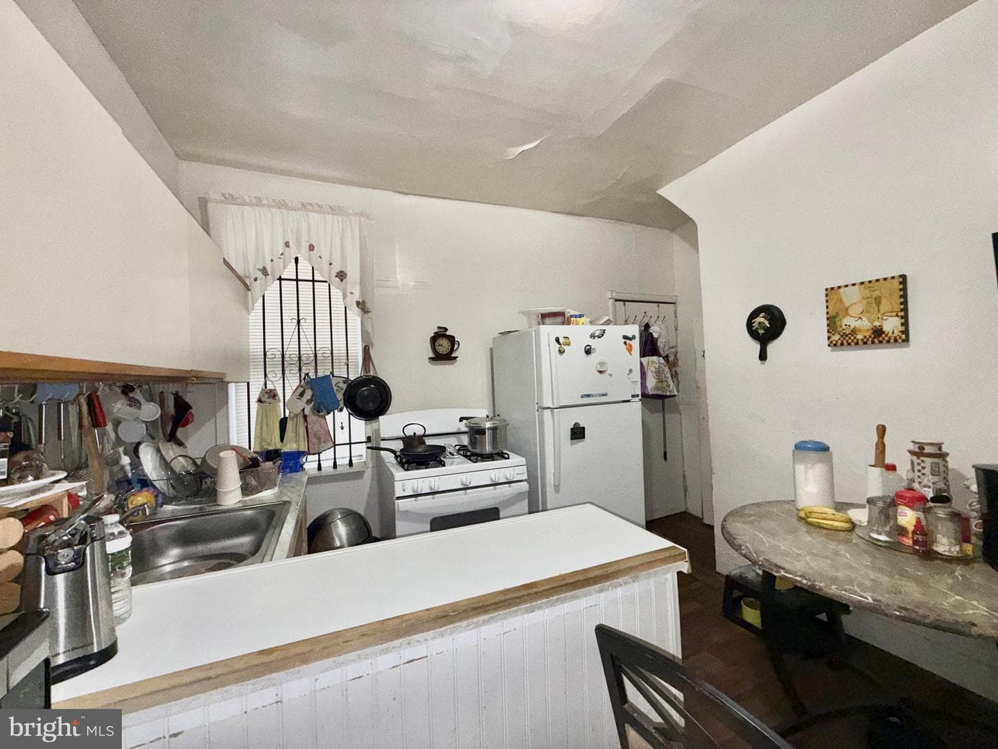638 W Mayfield Street photo 18