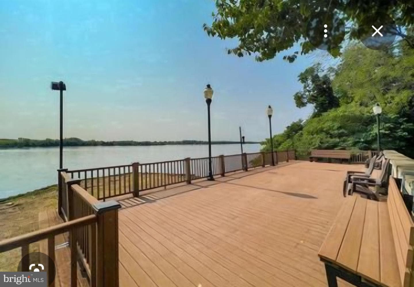 20201 Delaire Landing Road #201 photo 3