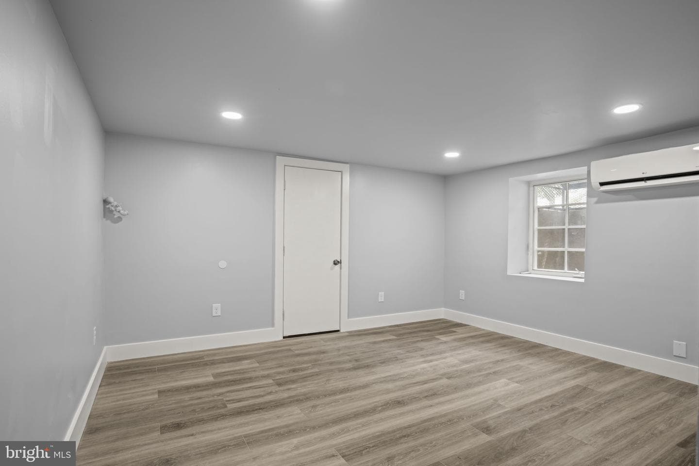 6709 Charles Street photo 34